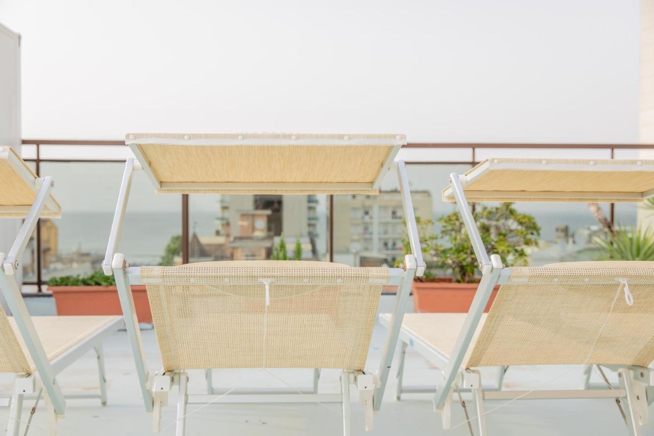 Hotel Cavalli Cattolica Exterior photo